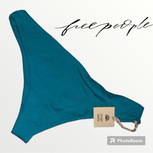 NWT Free People Toast Swim Signature
Apex bikini top & bottom Sz xl - Picture 3 of 13